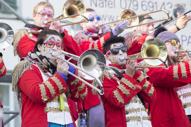 Guggenmusik Fasnacht Glarus - Mieten